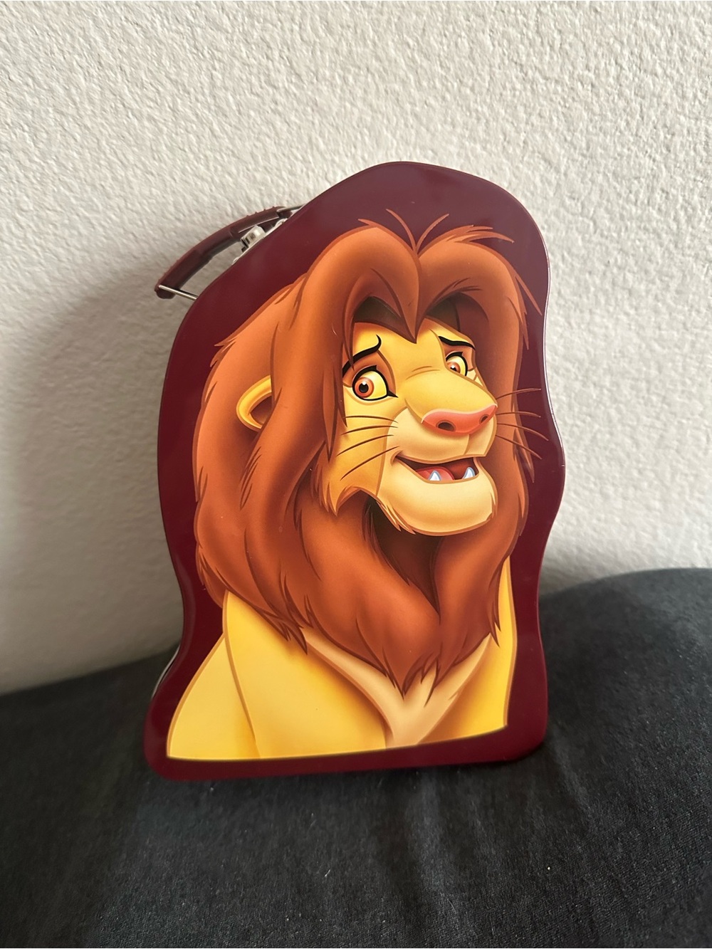 Lion king toy figures + storage case Scar